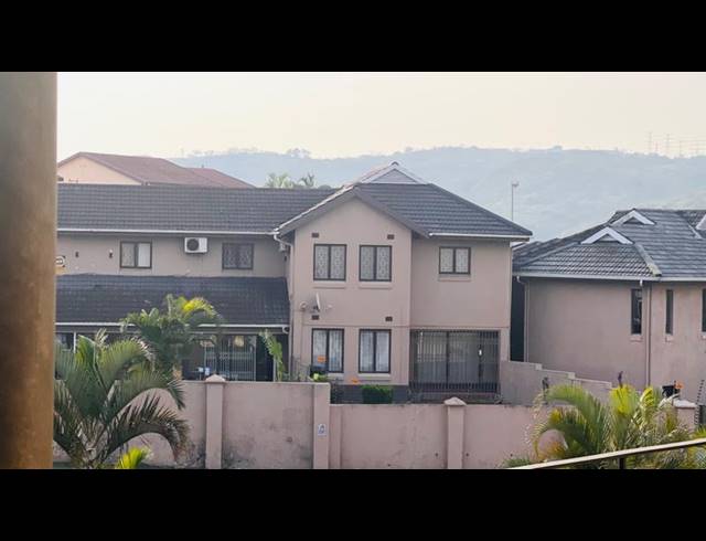 3 BEDROOM TOWNHOUSE FOR SALE IN RESERVOIR HILLS